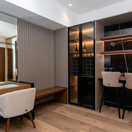 Hotel Empire Adults Only 4*