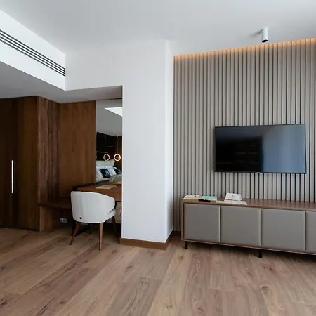 Empire Adults Only Hotel 4*