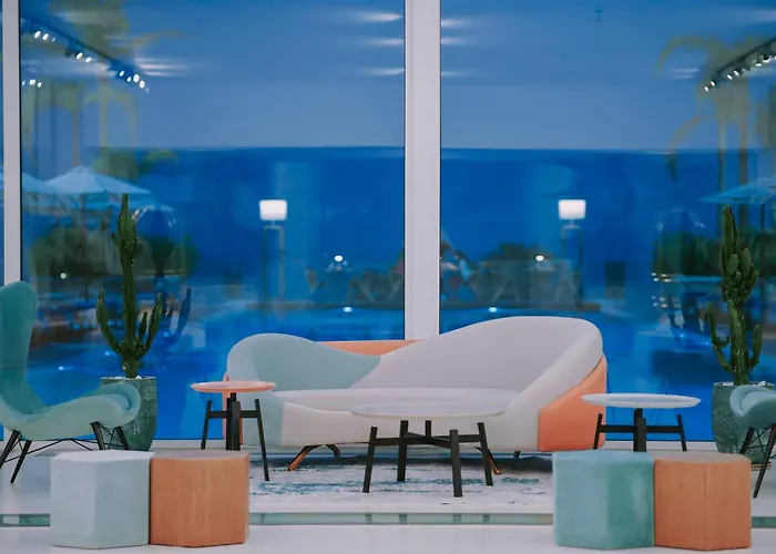 Empire Adults Only Hotel Dhermi