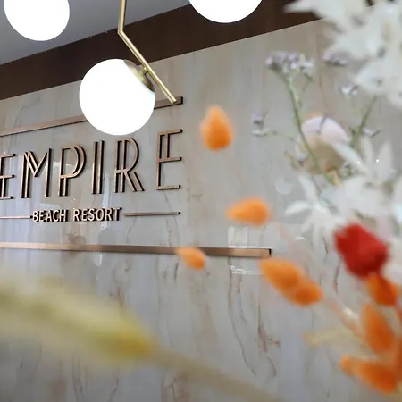 Empire Adults Only דרמי
