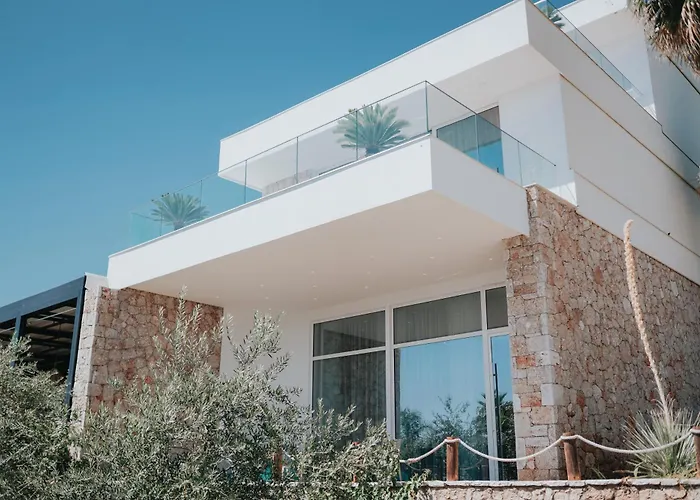 Empire Adults Only Hotel