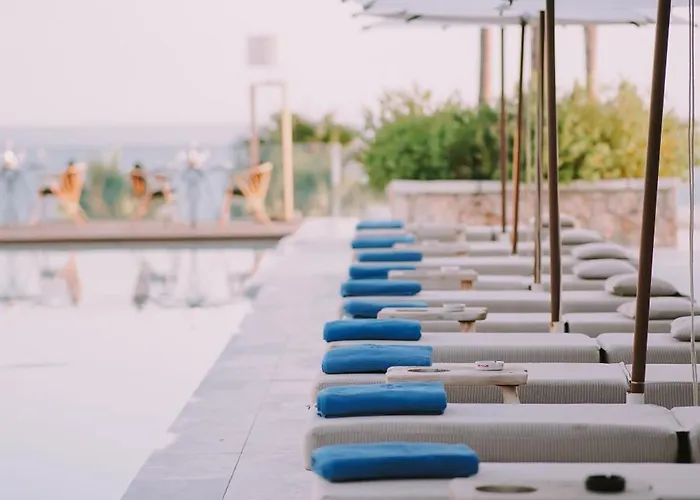 Empire Adults Only Dhermi